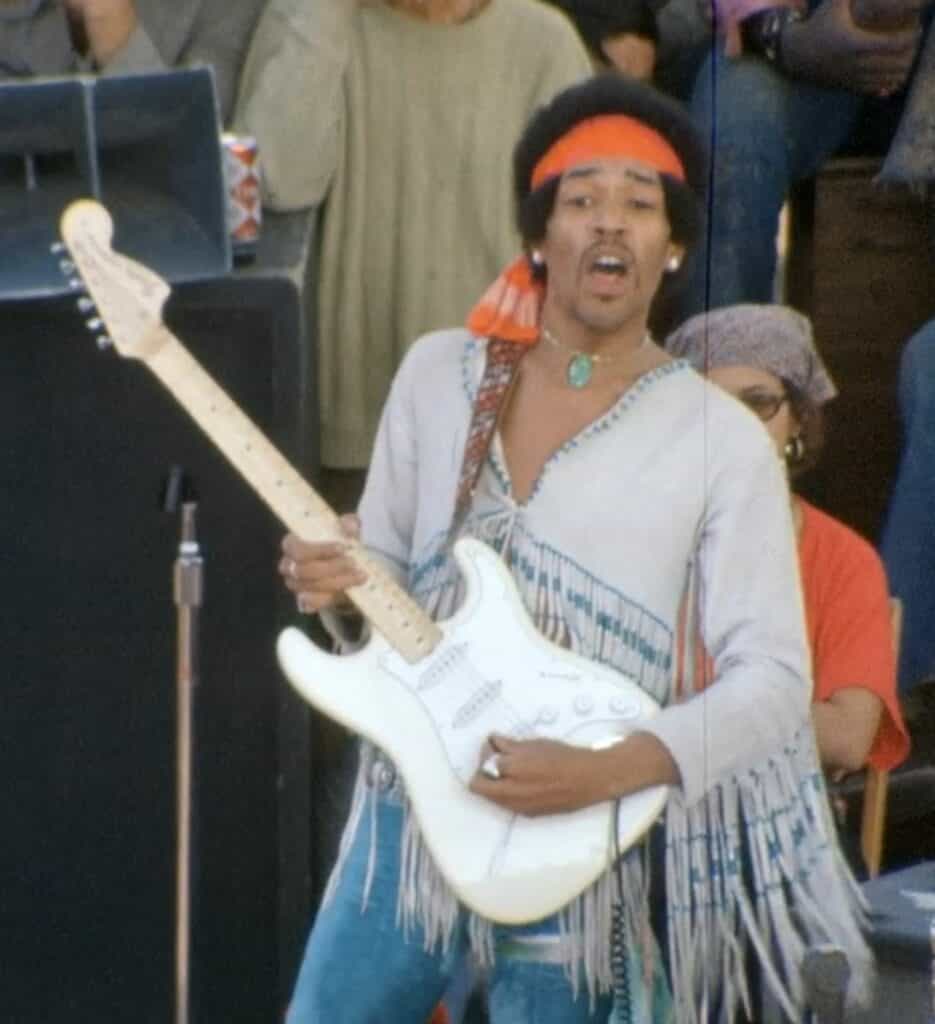 Jimi Hendrix's 1968 Fender Stratocaster (Woodstock) – Ground Guitar