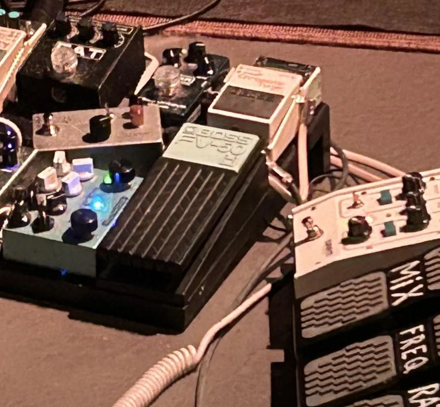 Khn de Poitrine's Boss FV-50H Volume Pedal | Ground Guitar